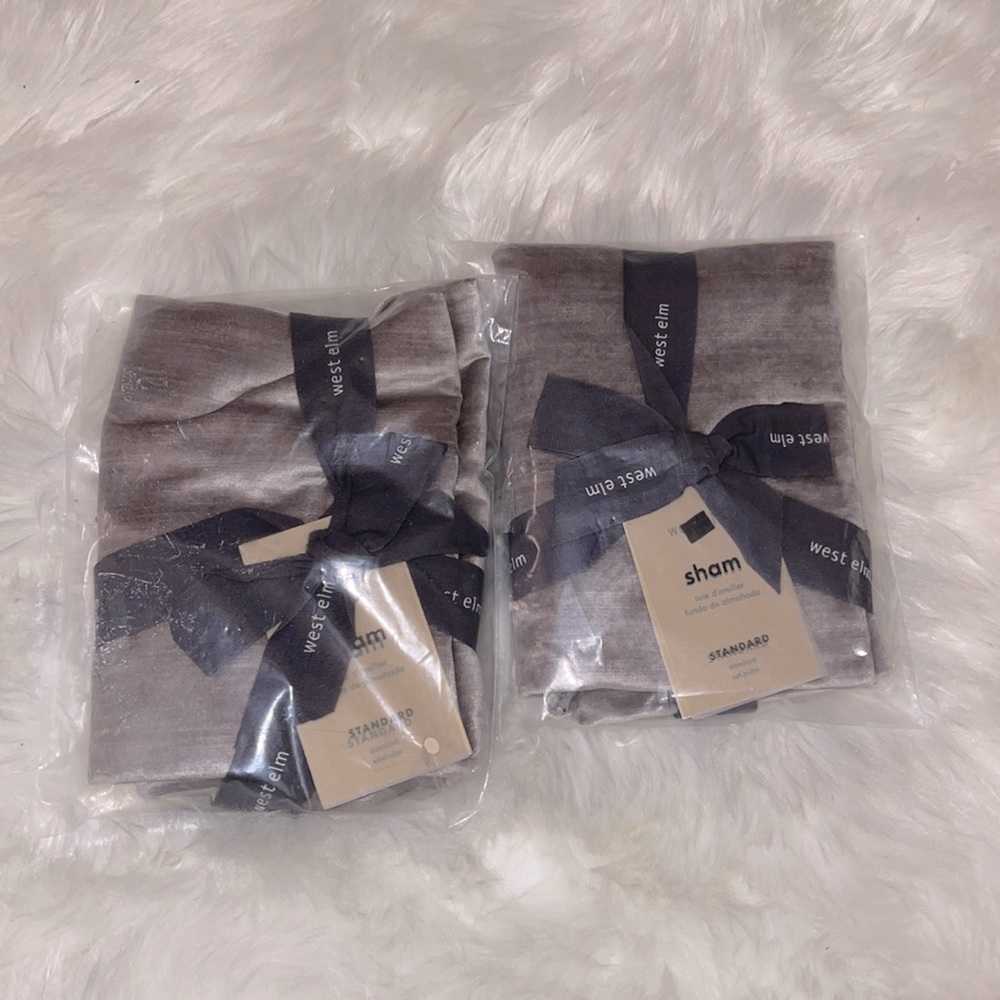 Two standard velvet duvet cover shams